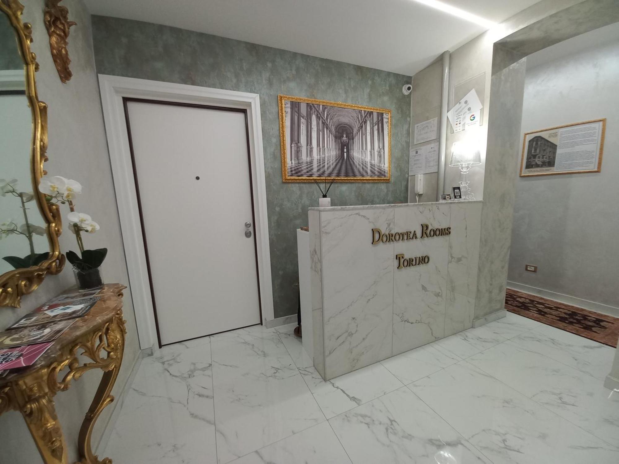 Dorolea Rooms Torino Centro エクステリア 写真