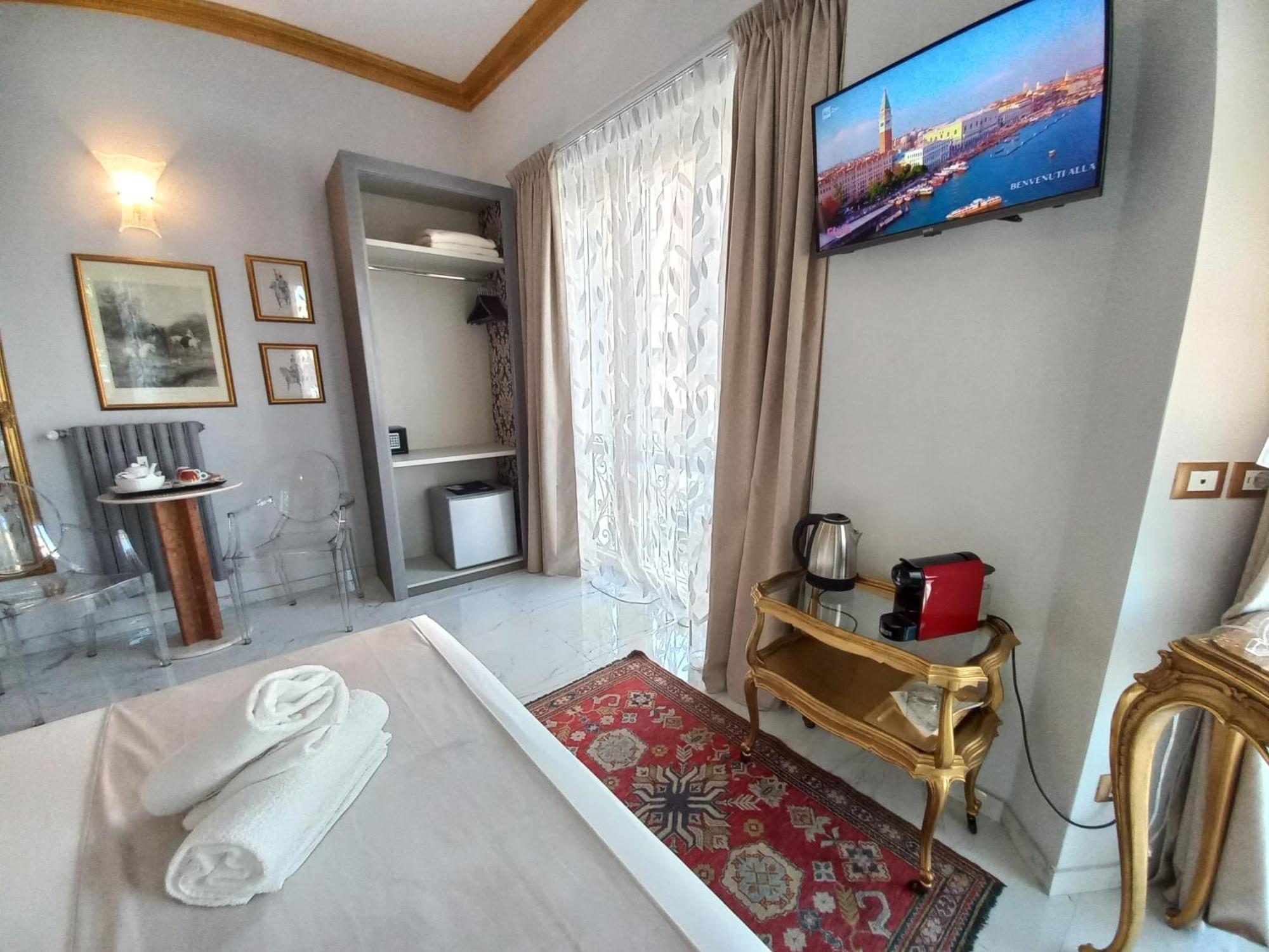 Dorolea Rooms Torino Centro エクステリア 写真